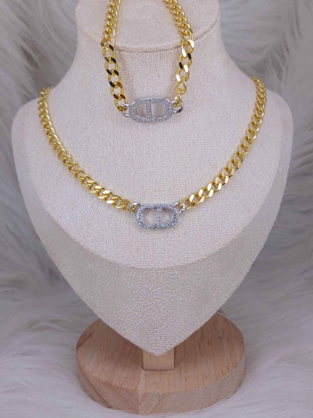 Gold Chain Necklace and Bracelet Set with Crystal Accent